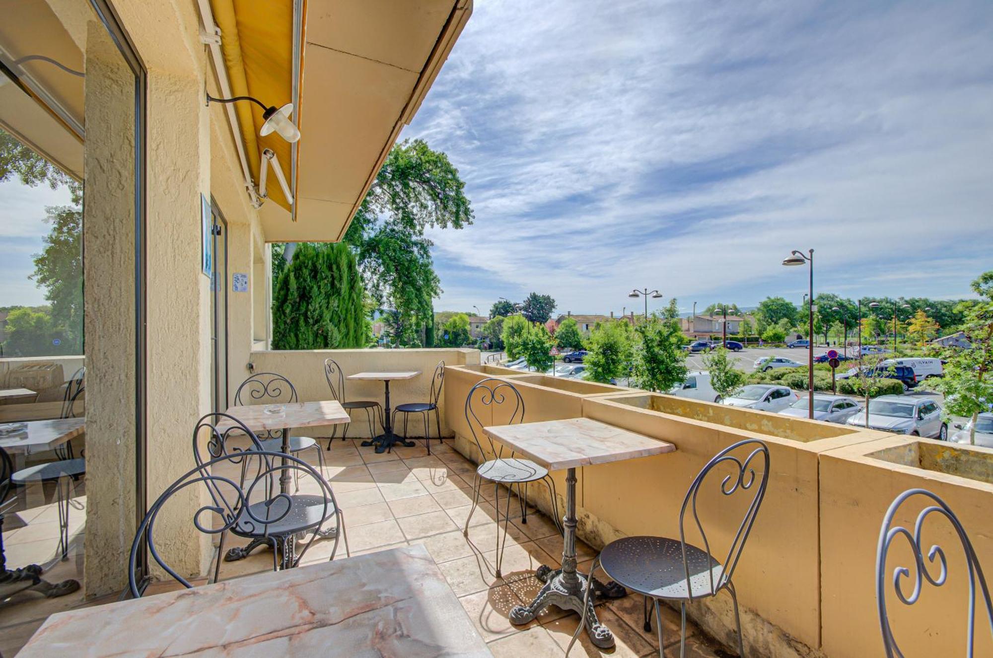 Hotel Les Nevons L'Isle-sur-la-Sorgue Luaran gambar