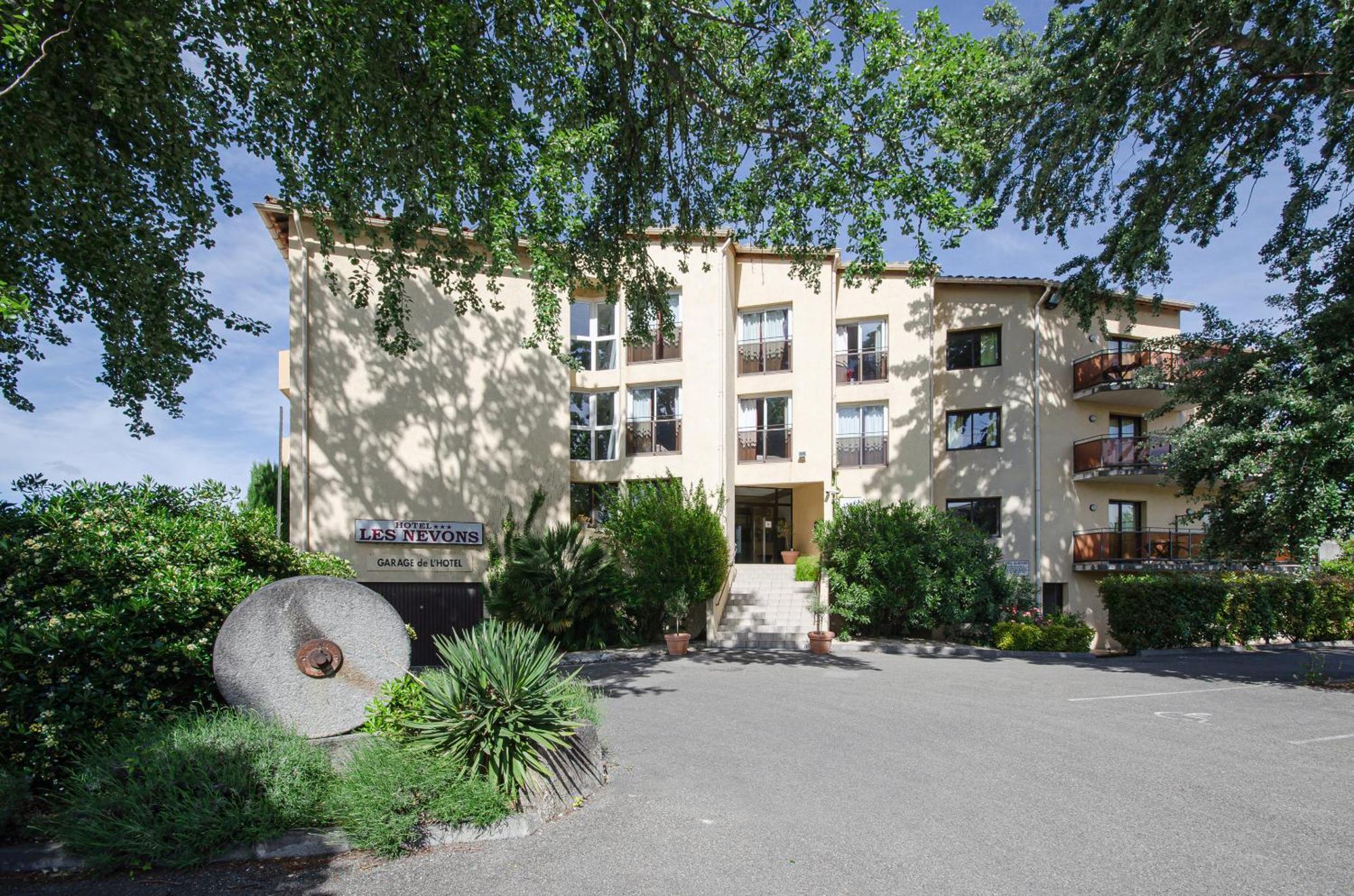 Hotel Les Nevons L'Isle-sur-la-Sorgue Luaran gambar