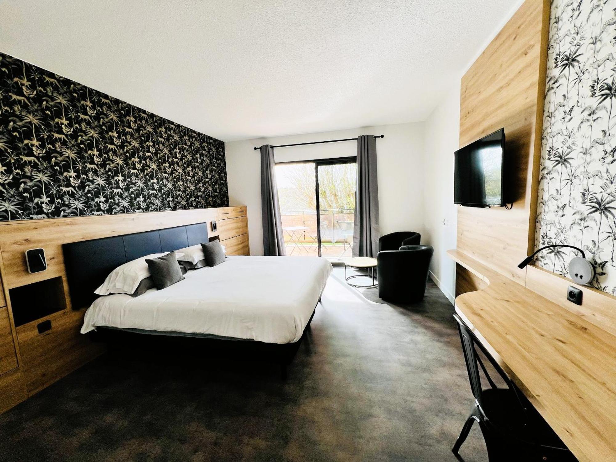 Hotel Les Nevons L'Isle-sur-la-Sorgue Bilik gambar