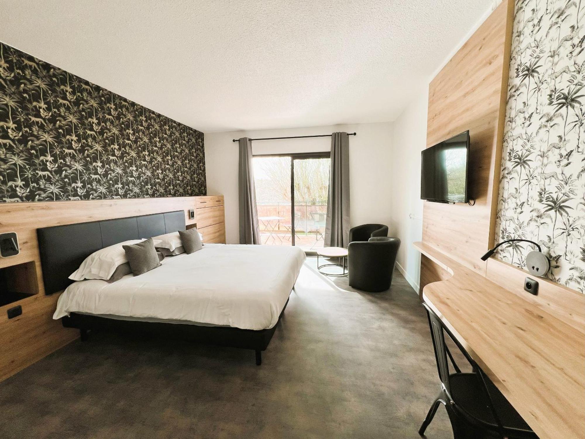 Hotel Les Nevons L'Isle-sur-la-Sorgue Bilik gambar